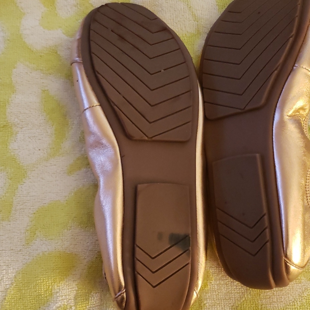 Shoes š - Picture 2 of 2